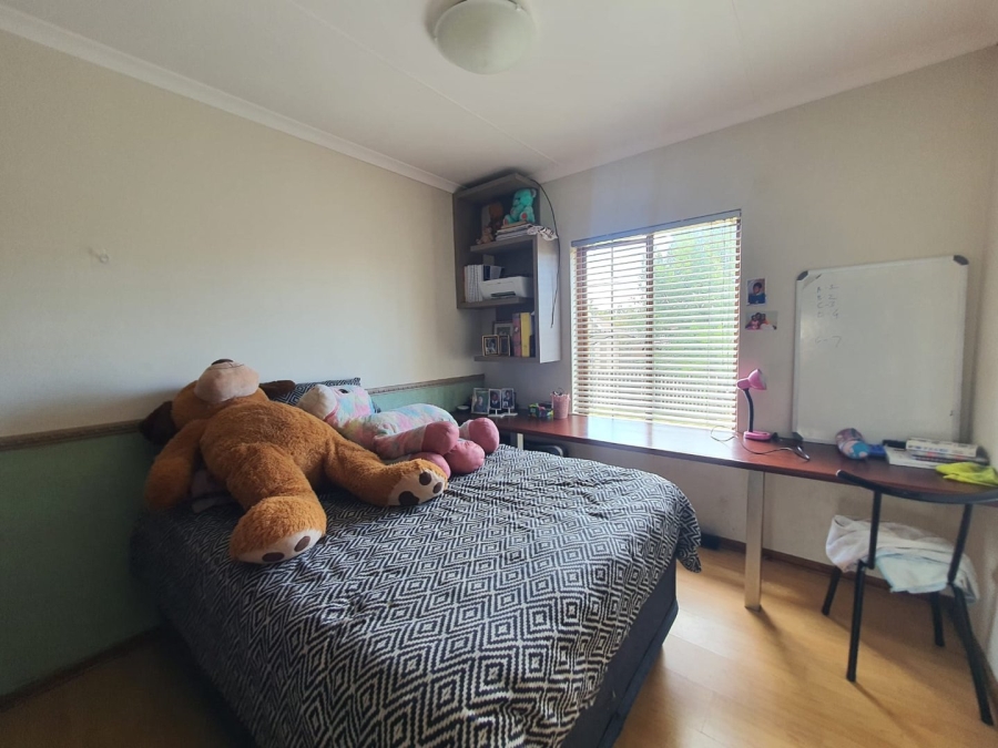 3 Bedroom Property for Sale in Hillside Free State